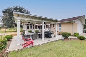 Moncks Corner Home ~ 4 Mi to Lake Moultrie!