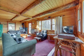 Remote Escape: Vermont Cabin w/ Mountaintop Views!