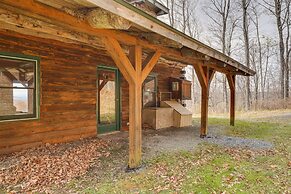 Remote Escape: Vermont Cabin w/ Mountaintop Views!