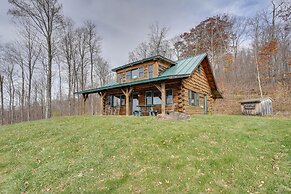 Remote Escape: Vermont Cabin w/ Mountaintop Views!