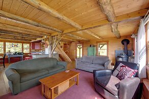Remote Escape: Vermont Cabin w/ Mountaintop Views!