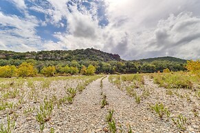 Rustic Eco-cabin Llano River Getaway on 68 Acres!