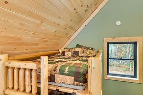 Modern Cabin w/ Hot Tub & Sacandaga Lake Access!