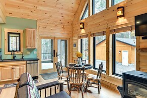 Modern Cabin w/ Hot Tub & Sacandaga Lake Access!