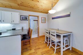 Pet-friendly Cabin w/ Fire Pit in Spruce Pine!