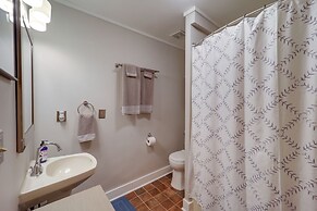 Pet-friendly Cabin w/ Fire Pit in Spruce Pine!