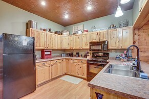 40-acre, Off-grid Wakefield Retreat w/ Gas Grill!