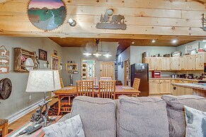 40-acre, Off-grid Wakefield Retreat w/ Gas Grill!