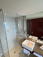 Hotel AVIVA make friends - Singles only