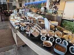 Hotel AVIVA make friends - Singles only