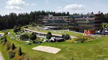 Hotel AVIVA make friends - Singles only