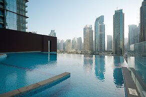 Tranquil 2BR Haven in Heart Dubai Marina