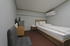 L3 Guesthouse