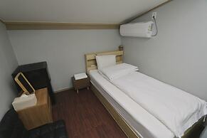 L3 Guesthouse