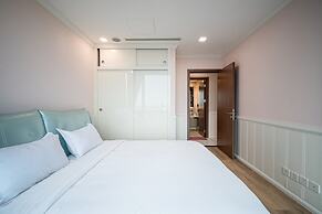 Landmark 81 Luxury Vacation