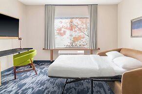 Fairfield Inn & Suites by Marriott Detroit Taylor