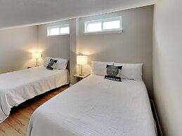 Commodore's Landing #214 - Stay Salty