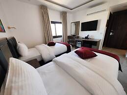 Petra Bermudez Hotel