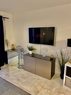 Captivating 1-bed Apartment Greater London