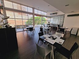 Hotel Austral Suites