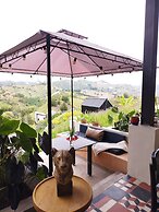 Luum Glamping by Roots Rentals