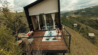 Luum Glamping by Roots Rentals