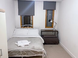 Central 2-bed Apartment in Greater Manchester