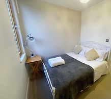 Central 2-bed Apartment in Greater Manchester