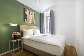 Hidden Art Boutique Residence by Dwellfort