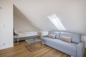 Hidden Art Boutique Residence by Dwellfort