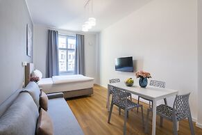 Hidden Art Boutique Residence by Dwellfort