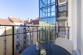 Hidden Art Boutique Residence by Dwellfort