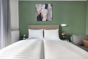 Hidden Art Boutique Residence by Dwellfort