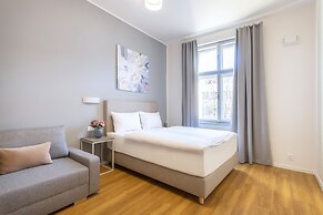 Hidden Art Boutique Residence by Dwellfort