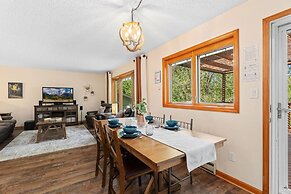 Close to Trails, Parks & Open Space! Amazing Yard!