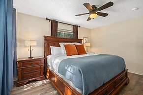 Close to Trails, Parks & Open Space! Amazing Yard!