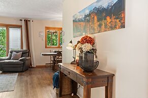 Close to Trails, Parks & Open Space! Amazing Yard!