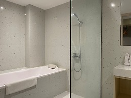 Gulala Azana Hotel & Resort Guci Tegal