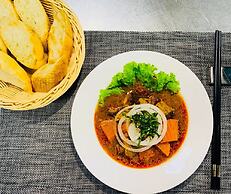 V V Hotel Battambang