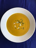 V V Hotel Battambang