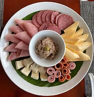 V V Hotel Battambang