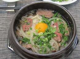 V V Hotel Battambang