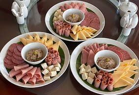 V V Hotel Battambang