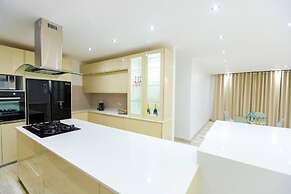 456 Hopeville Escape