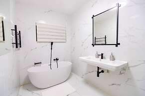 456 Hopeville Escape