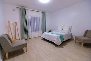 456 Hopeville Escape