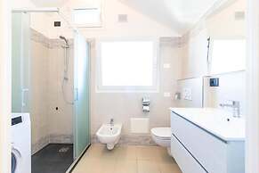 Modern Villa With Jacuzzi Close to the Beach