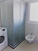 Modern Villa With Jacuzzi Close to the Beach