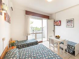 Cozy Studio Apartment With sea View - Beahost