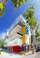 Charming Flat in Building With Solarium